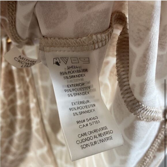 Calvin Klein Animal Print Top Size Large - Picture 3 of 4